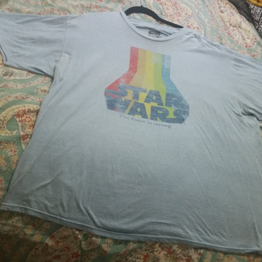 A blue tee